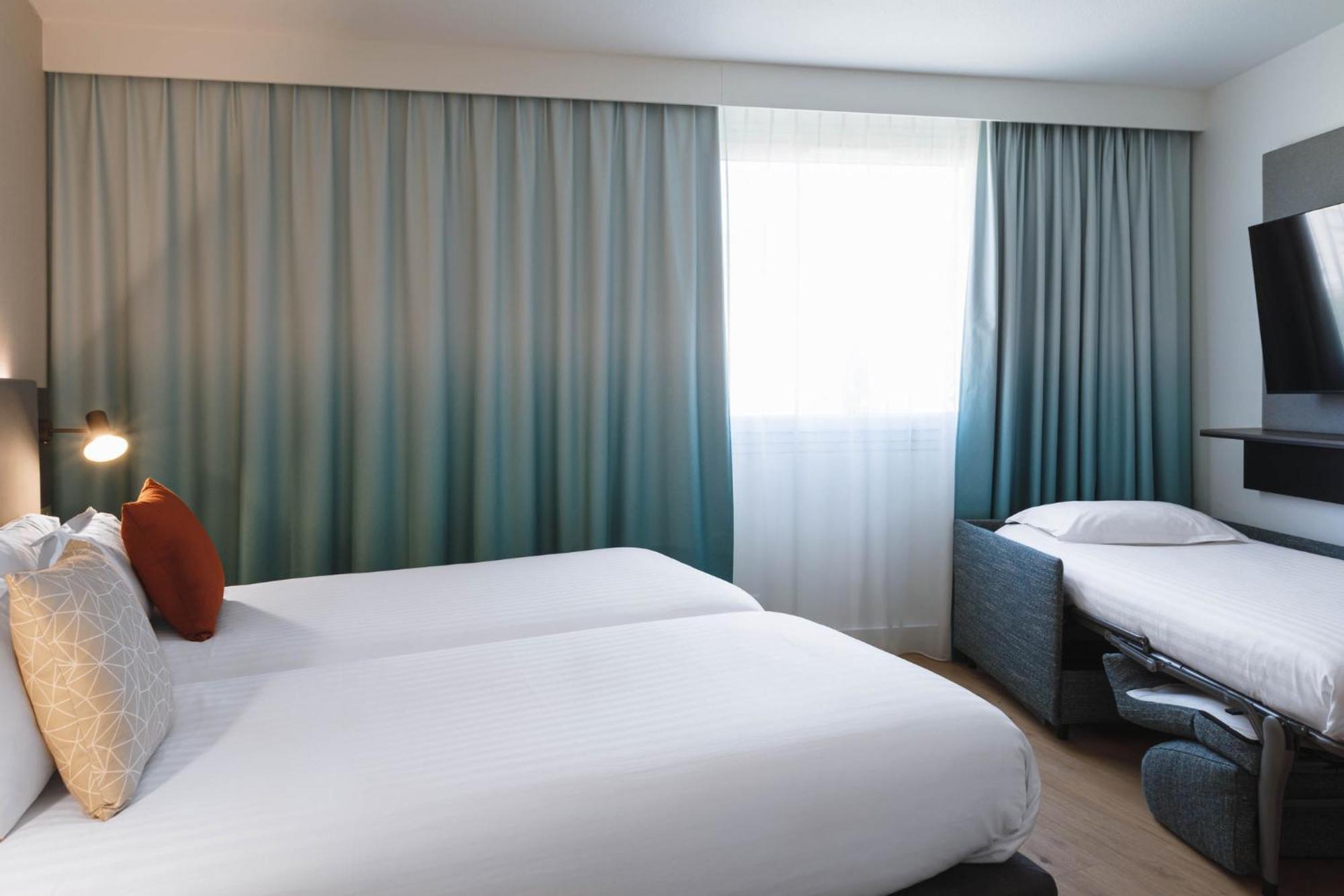 Holiday Inn Toulon City Centre By Ihg Exterior foto